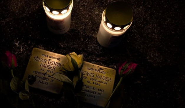 Stolpersteine putzen – Erinnern heißt Widerstand